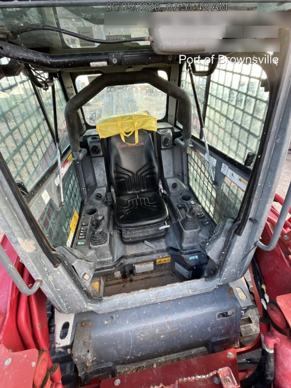 2020 Takeuchi TL12R2-CR Cab/Heat/Air, Hydraulic QC