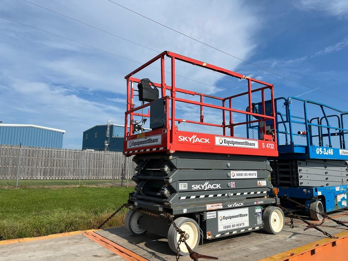 2021 SKYJACK SJ4732