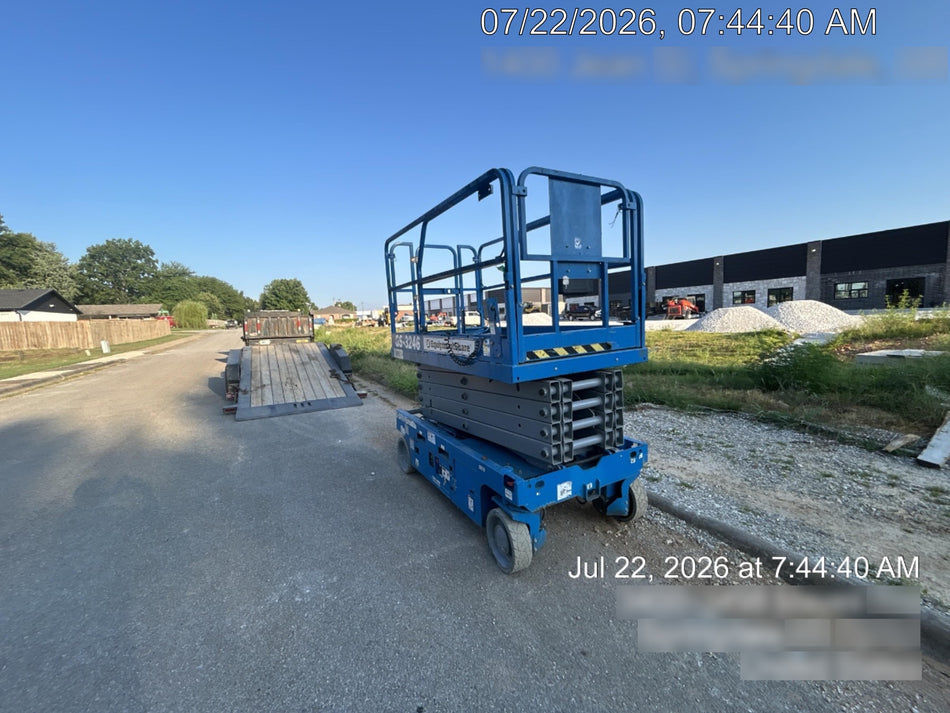 2021 GENIE GS-3246