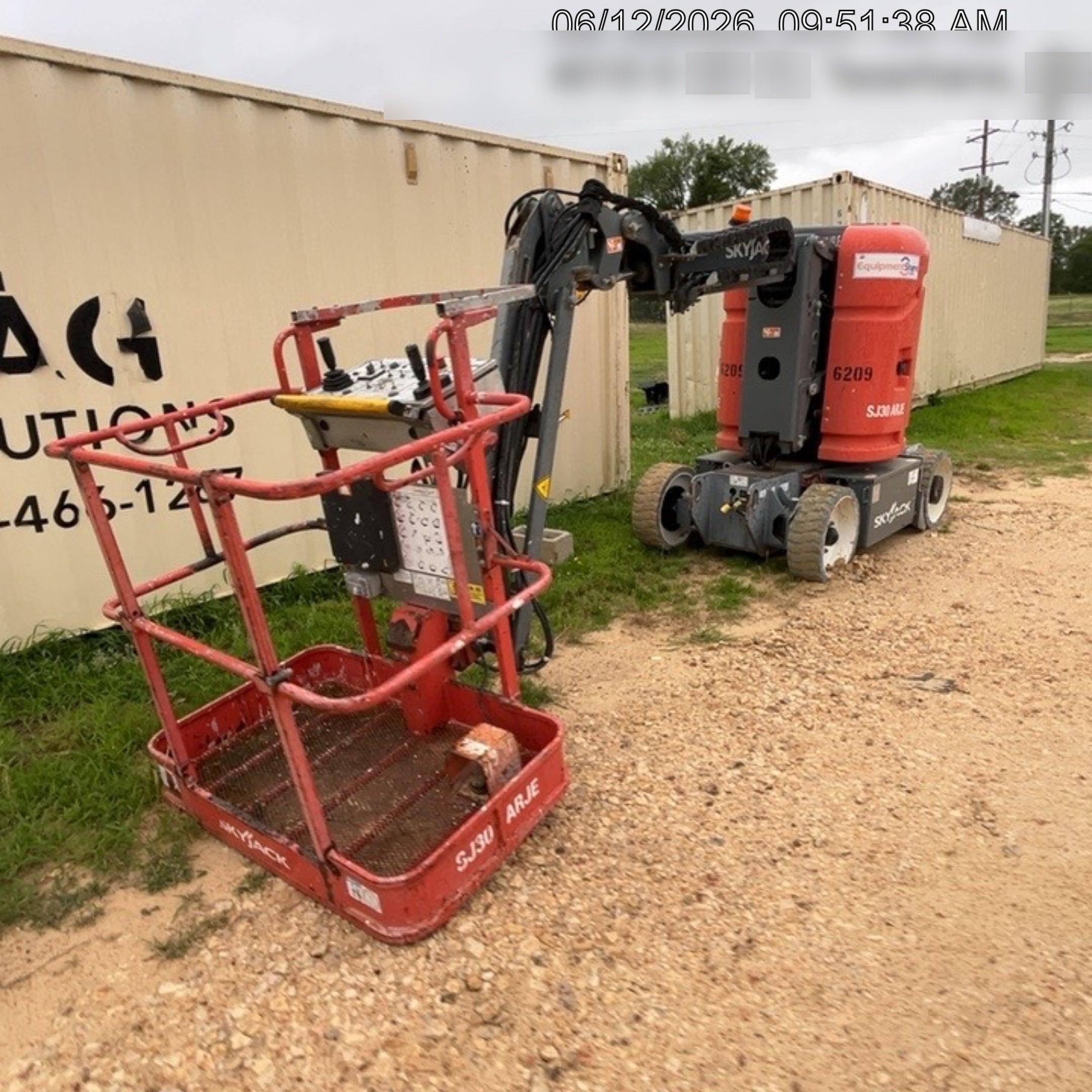 2017 SKYJACK SJ30 AJE