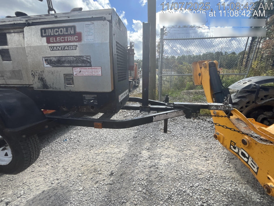 2019 Lincoln Electric Vantage 322 Lincoln Vantage 322 Welder w/Trailer, Light Kit, Cable Rack