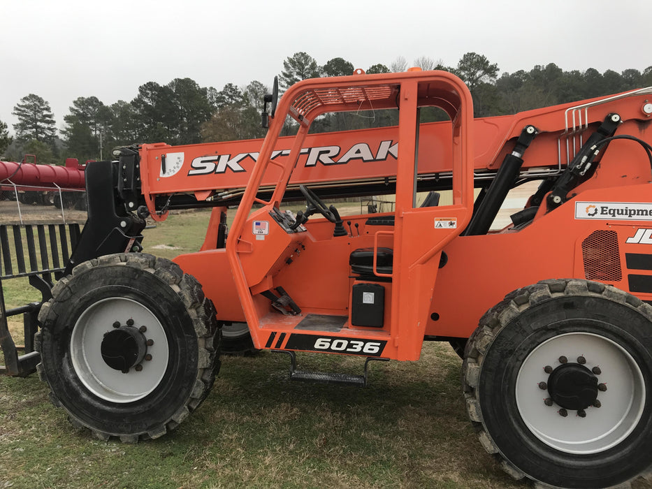 2019 Skytrak 6036 Canopy, Solid Tires, LED Work Lights, Beacon 50" Carriage, 48" Pallet Forks