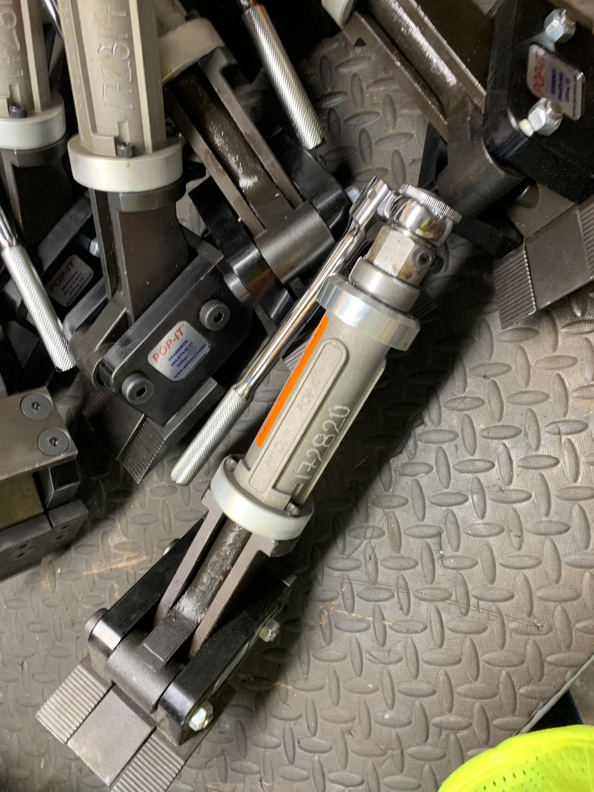 2021 PETOL P95-525