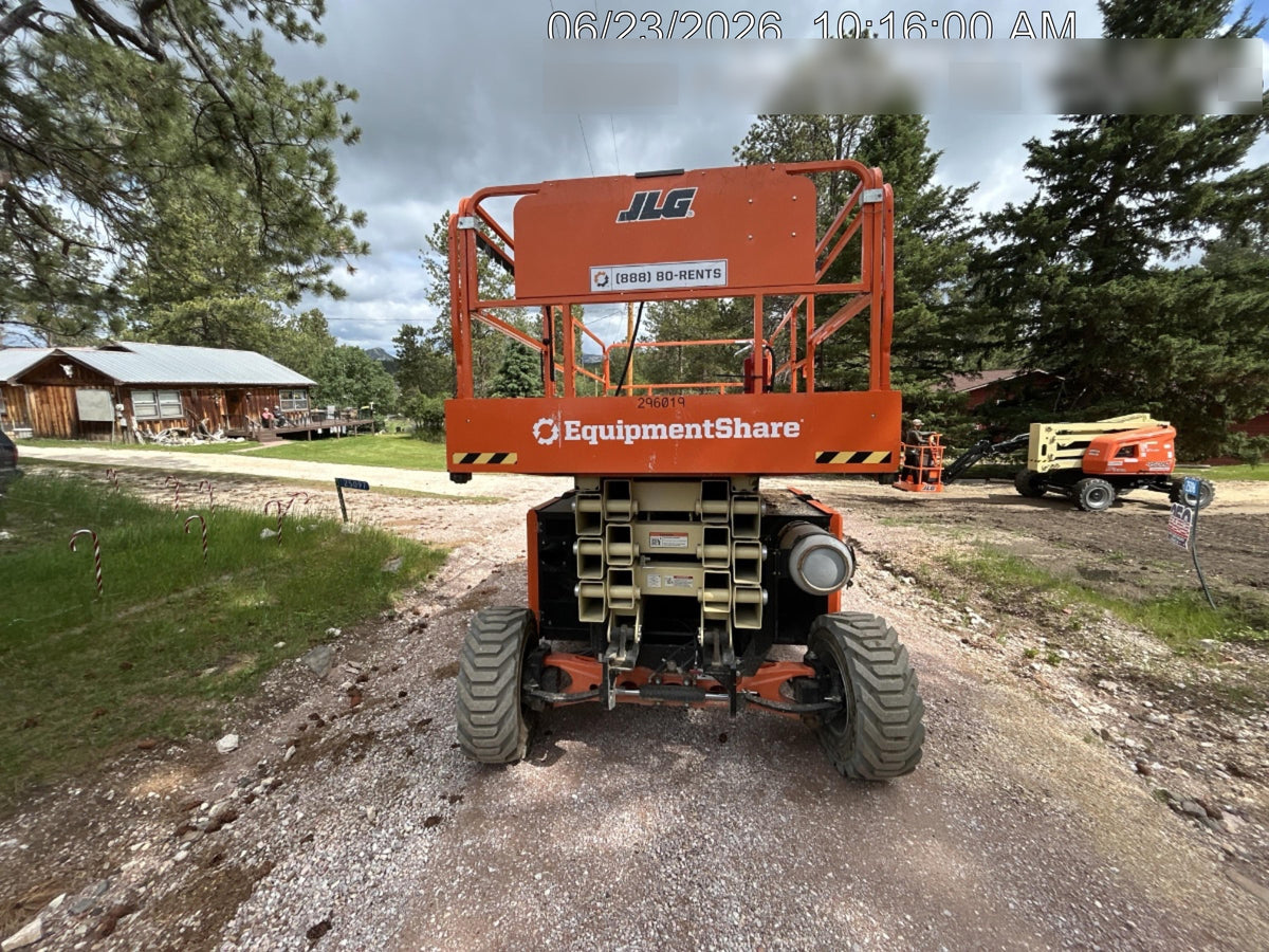 2023 JLG RT4394