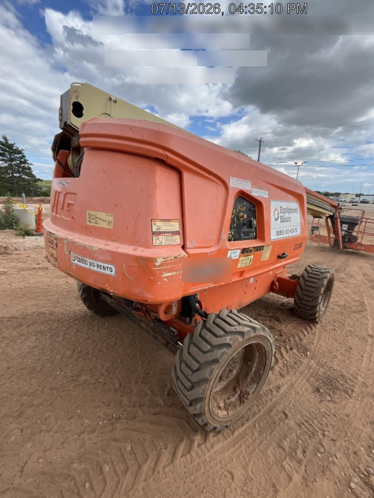2019 JLG 660SJ