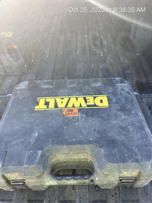 2022 DEWALT DWE1622K