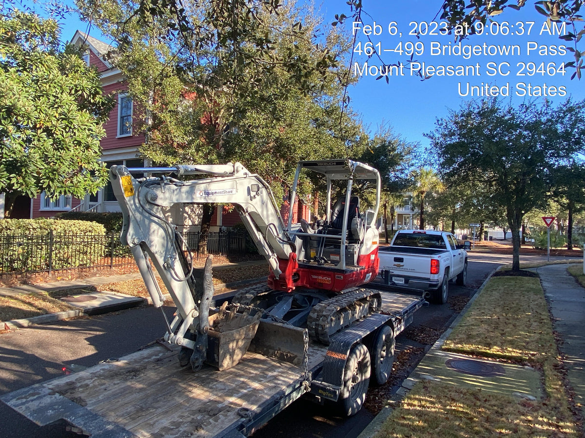 2022 TAKEUCHI TB235-2R