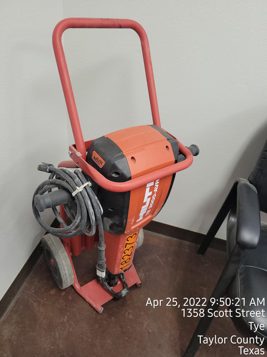 2021 HILTI TE 3000-AVR