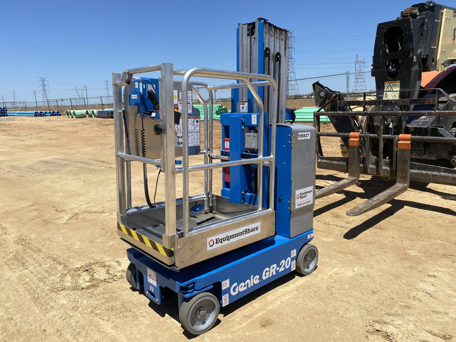 2021 GENIE GR-20