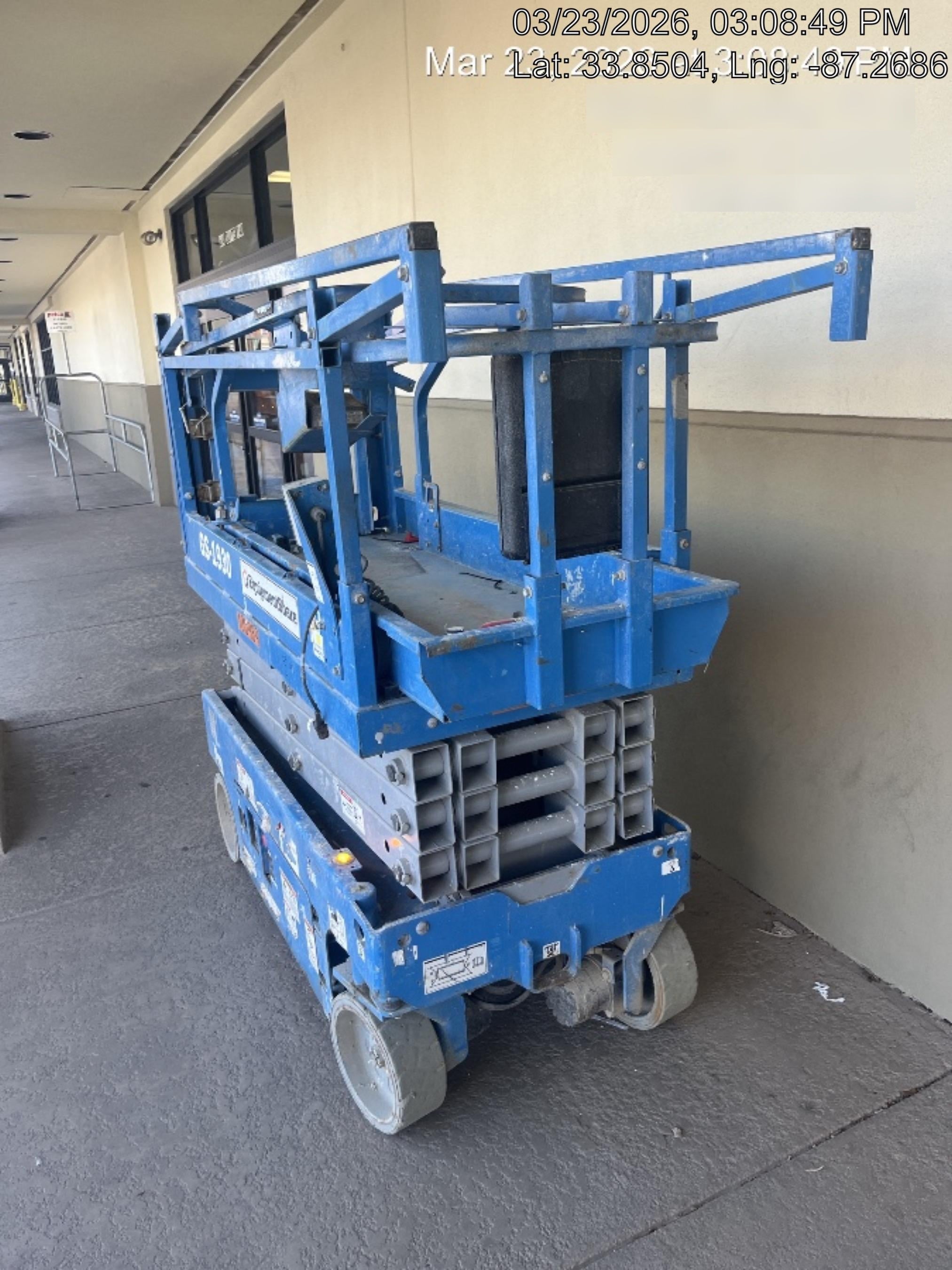 2020 Genie GS-1930 Solid Non Marking Tires, Beacon, Folding rails with half height swing gate