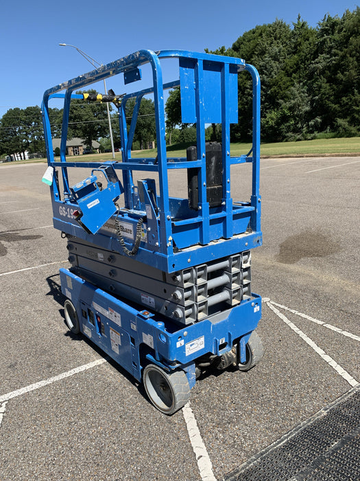 2019 Genie GS-1930 Fixed rails with chain Entry