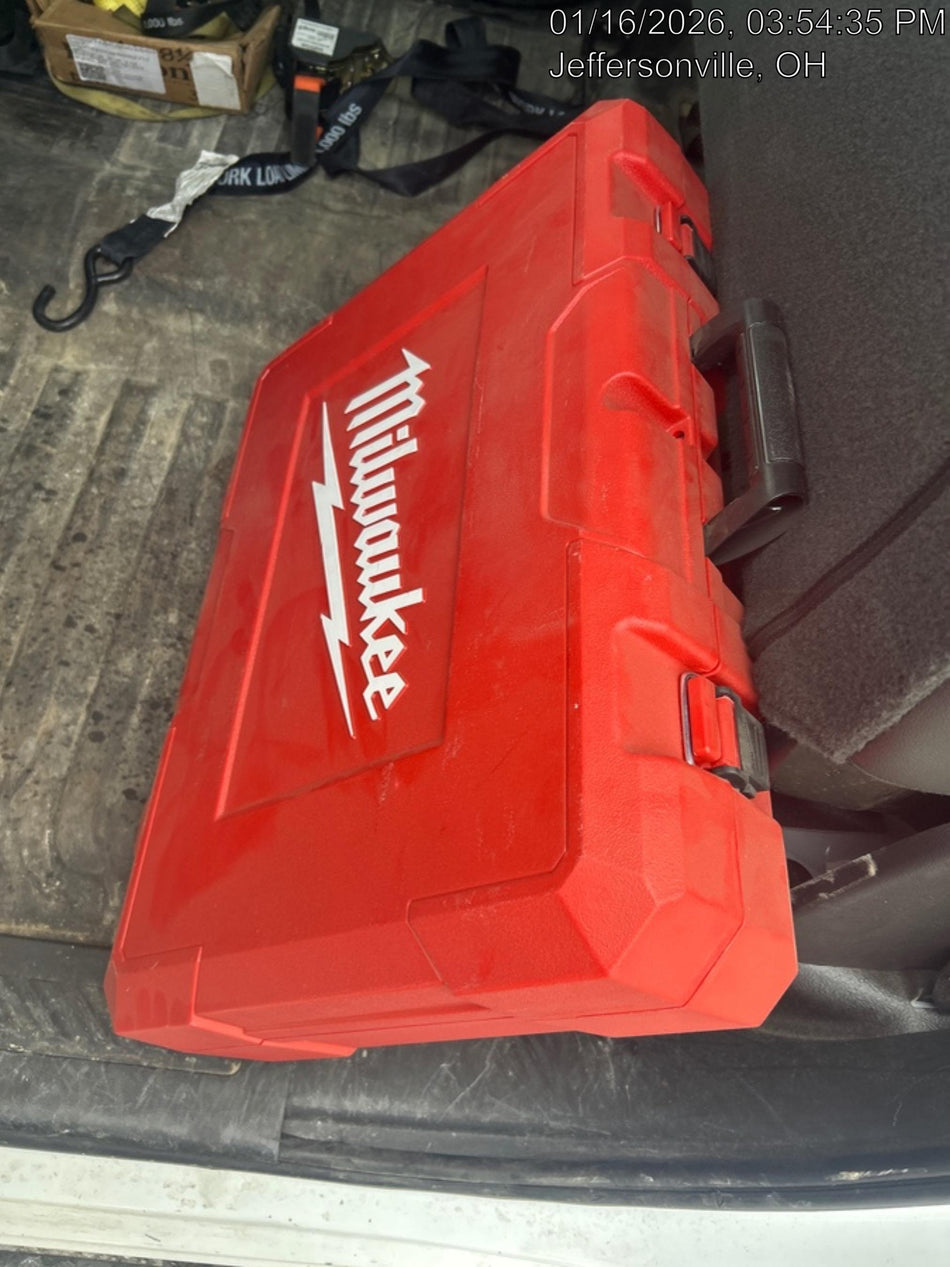 2023 MILWAUKEE 2676-22