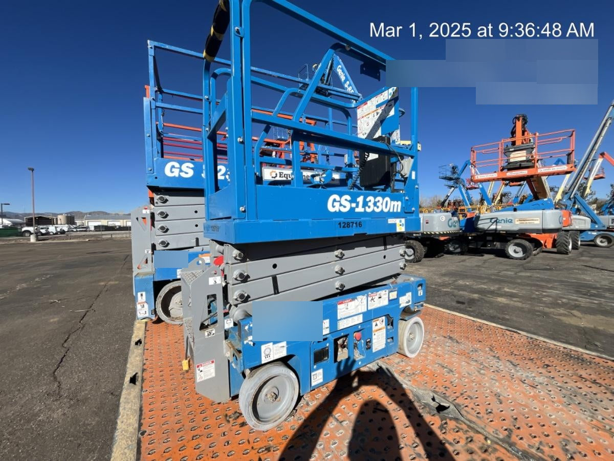 2021 GENIE GS-1330m