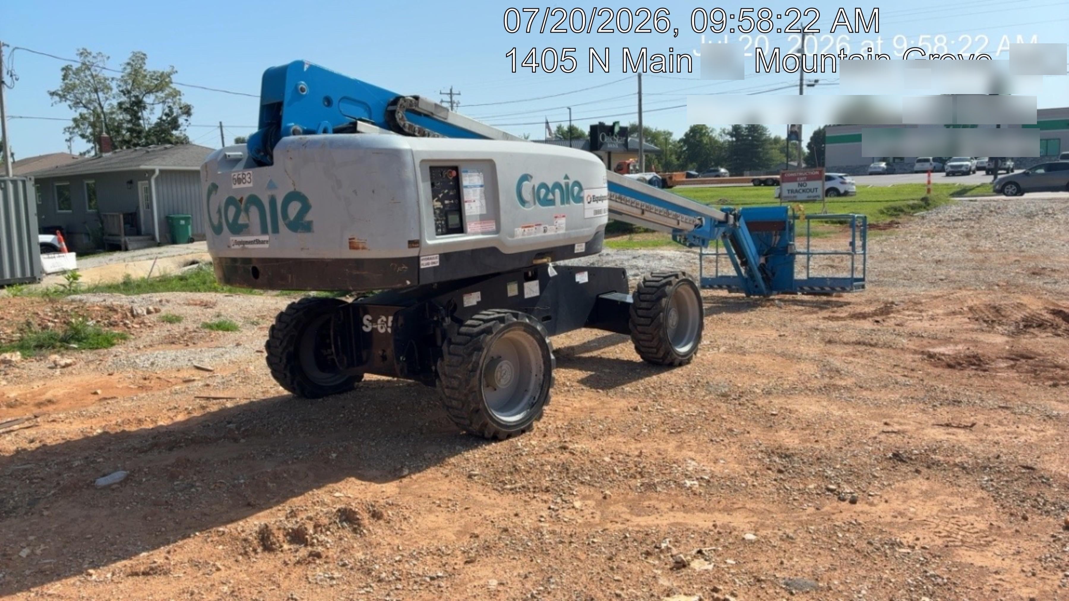 2017 GENIE S-65