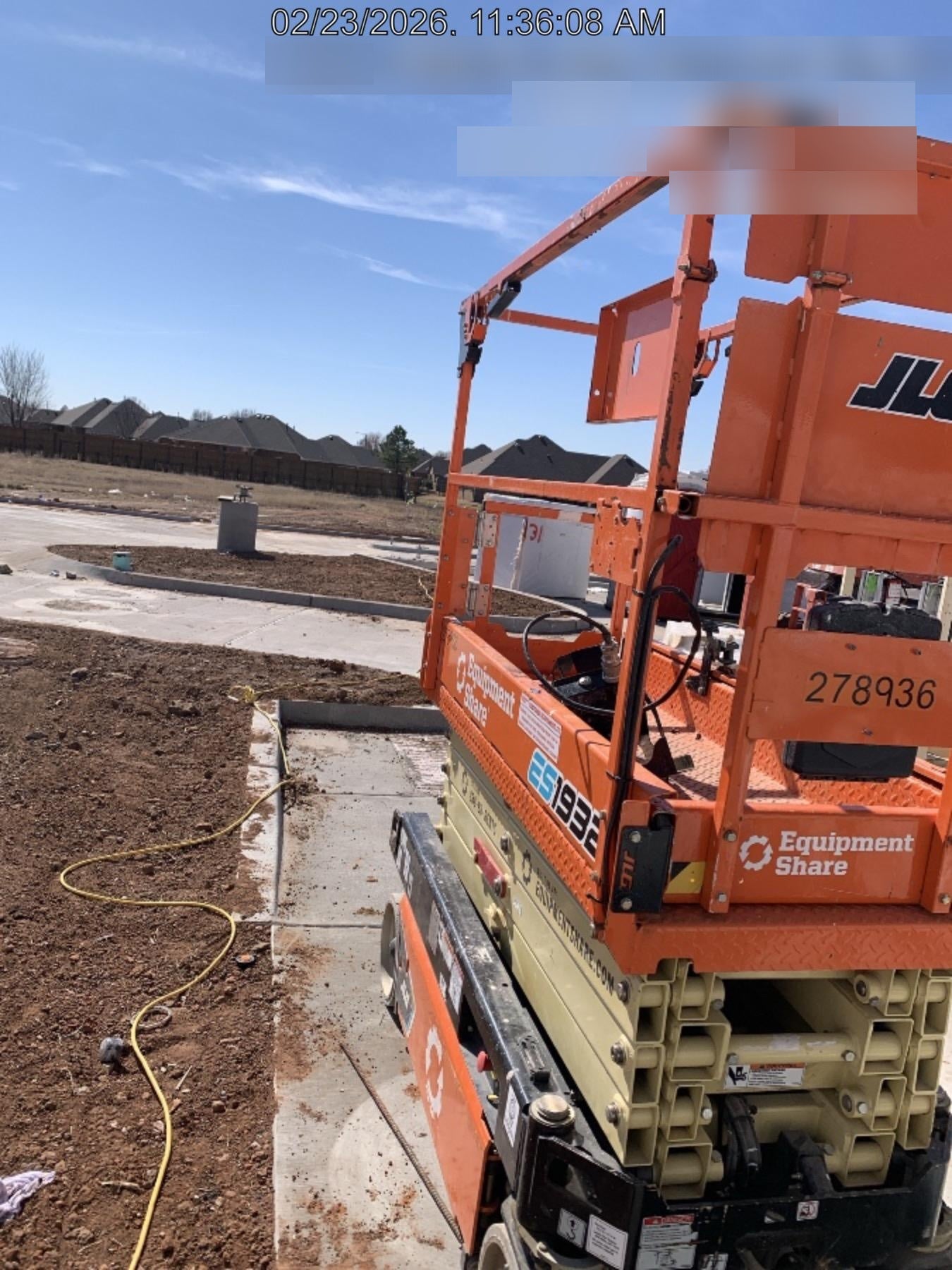 2022 JLG ES1932