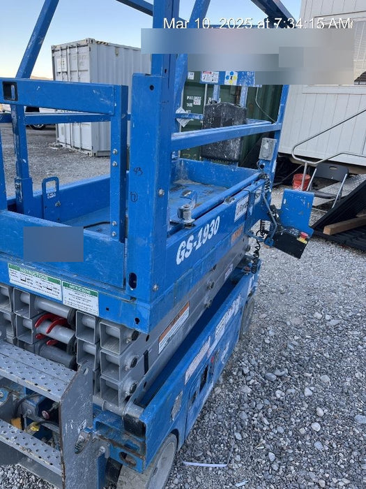 2019 Genie GS-1930 Half Height Swing Gate, 800W Inverter