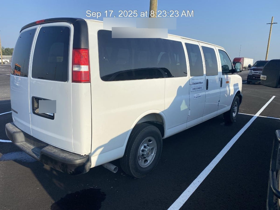 2025 CHEVROLET Express Van - Rental