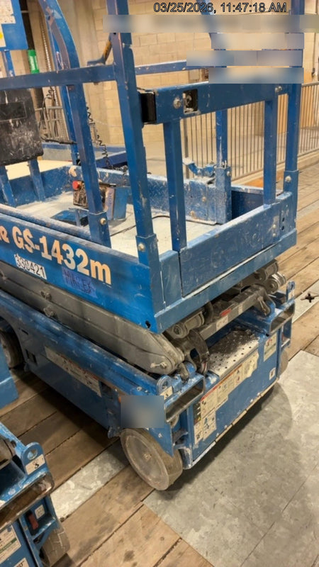 2023 GENIE GS-1432