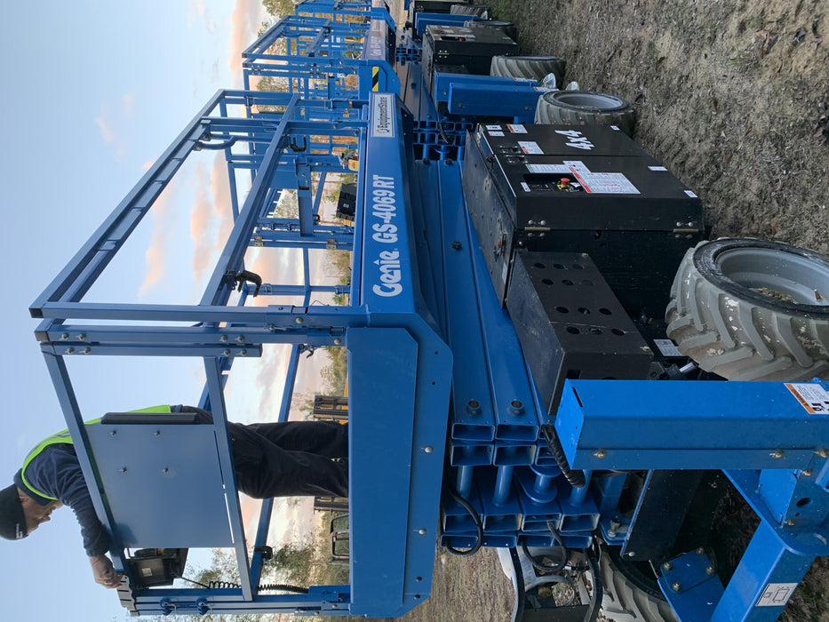 2020 GENIE GS-4069 RT