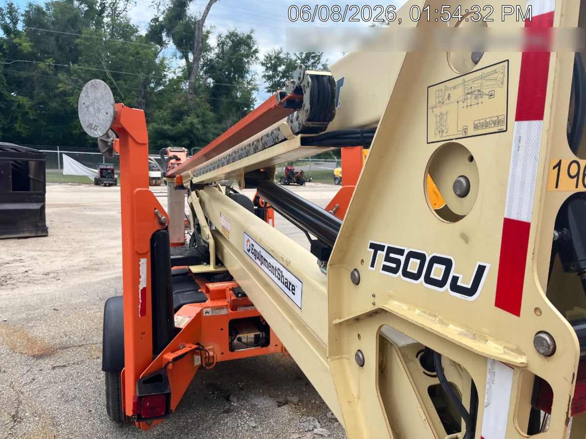 2021 JLG T500J