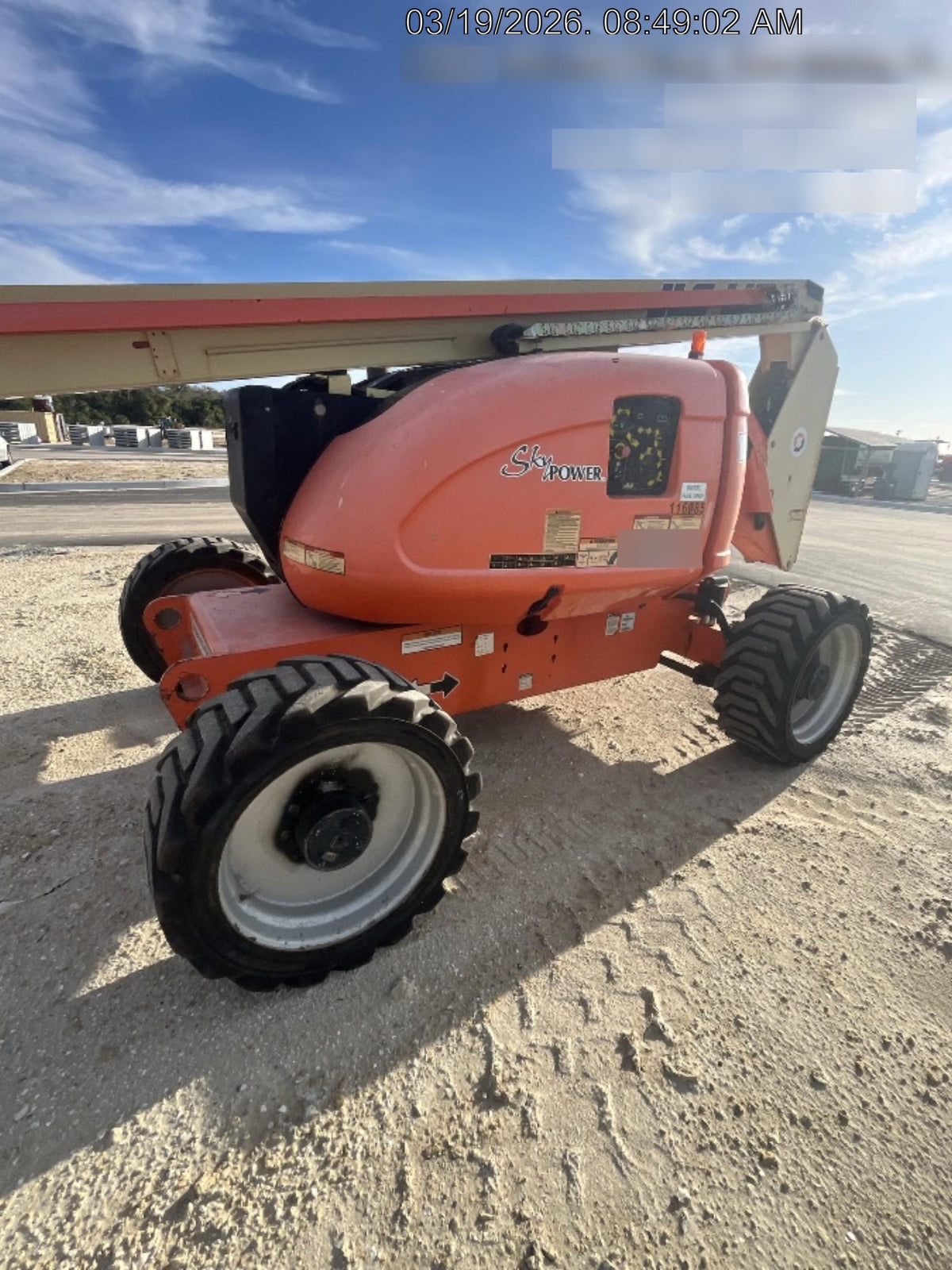 2021 JLG 600AJ