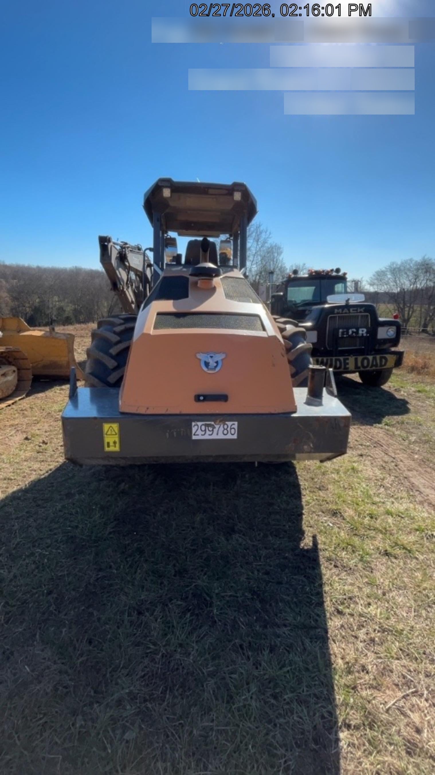 2023 CASE SV211E