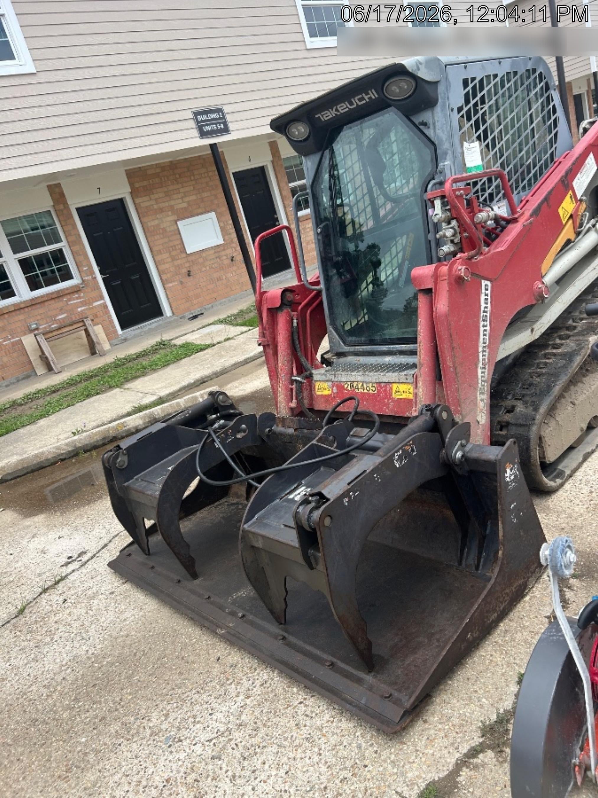 2020 PALADIN 76" Scrap Grapple Bucket - Paladin