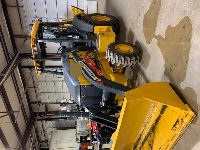 2019 John Deere 310LEP 4wd, Canopy, Standard dipper, ISO, Rear Auxiliary Hydraulics, Manual QC 12”, 18”, and 24” buckets