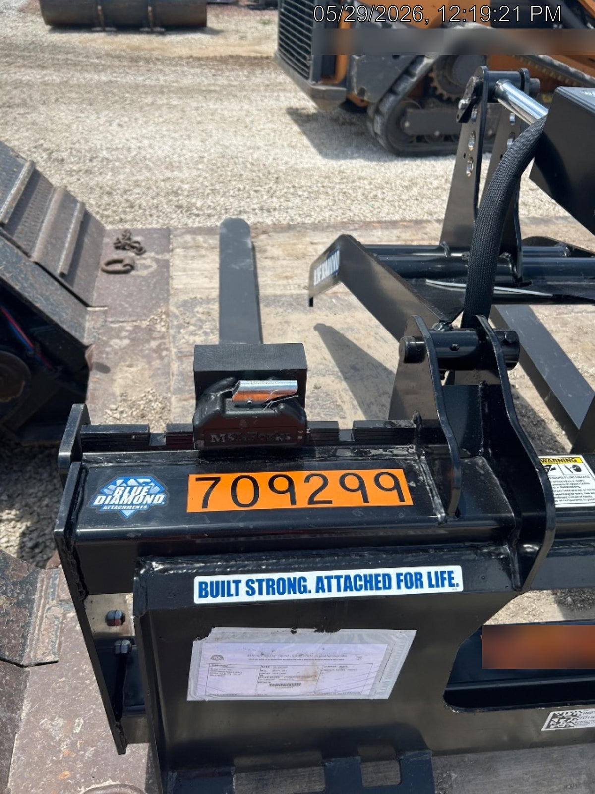 2026 BLUE DIAMOND 106012