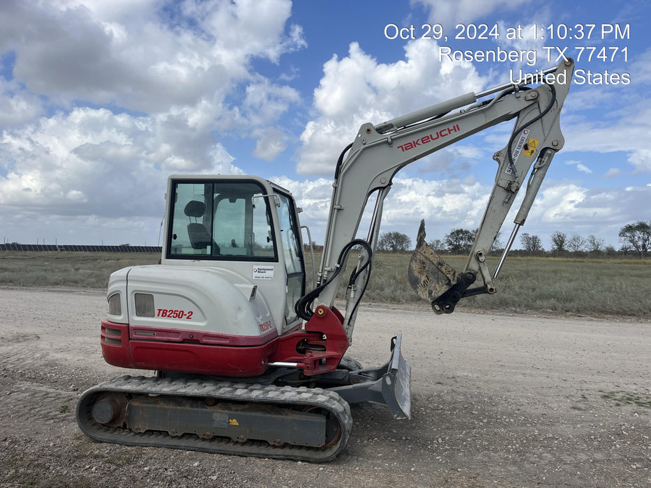 2020 Takeuchi TB250-2C Cab/Heat/Air, Rubber Tracks, Manual TAG QC