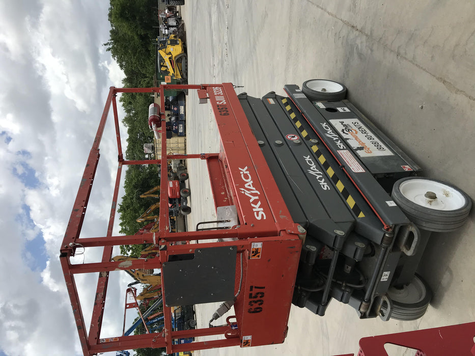 2017 Skyjack SJIII-3226 Skyjack SJ3226, Trojan Battery Set, Extended Warranty 5yr/5k hr