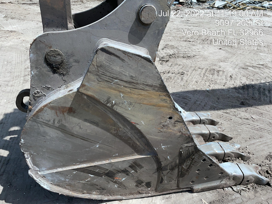 2015 CASE 42" Bucket - Case