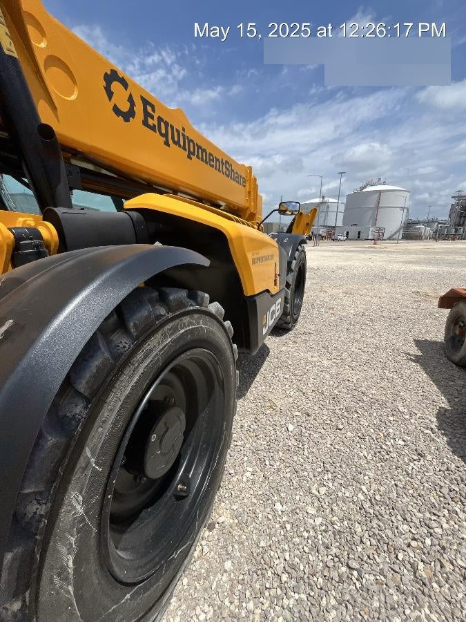 2025 JCB 512-56