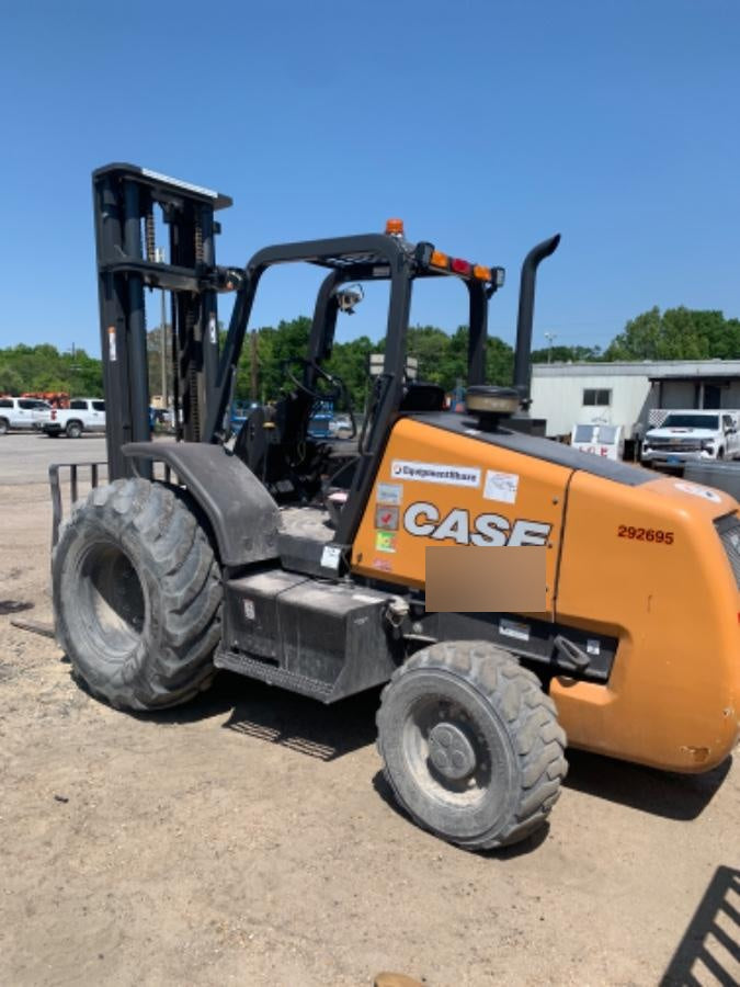2023 CASE 588H