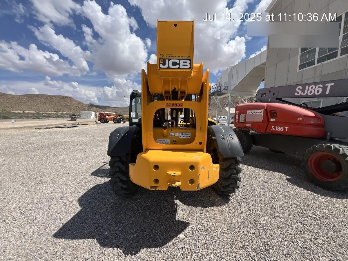 2023 JCB 510-56