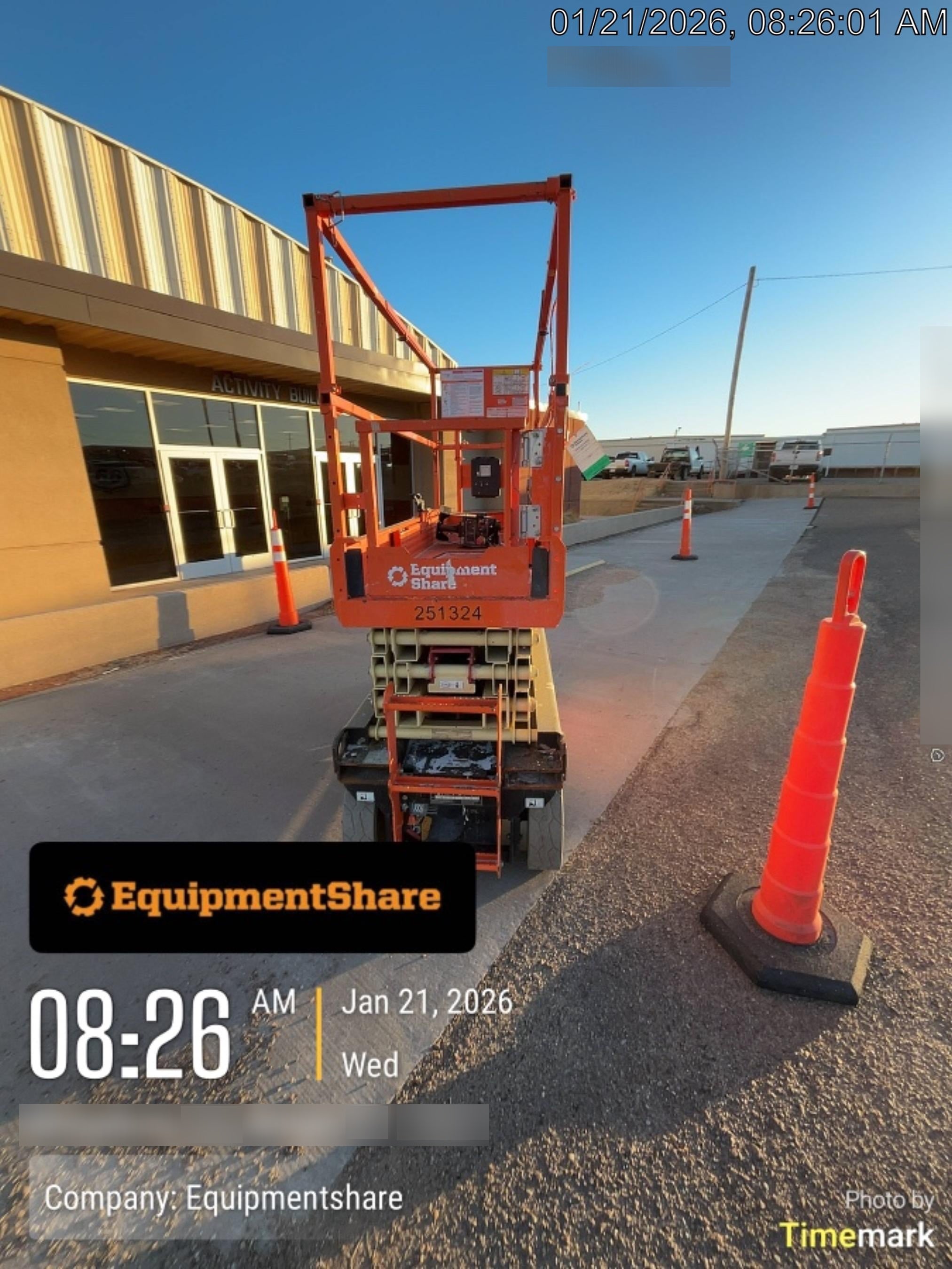 2022 JLG ES2632