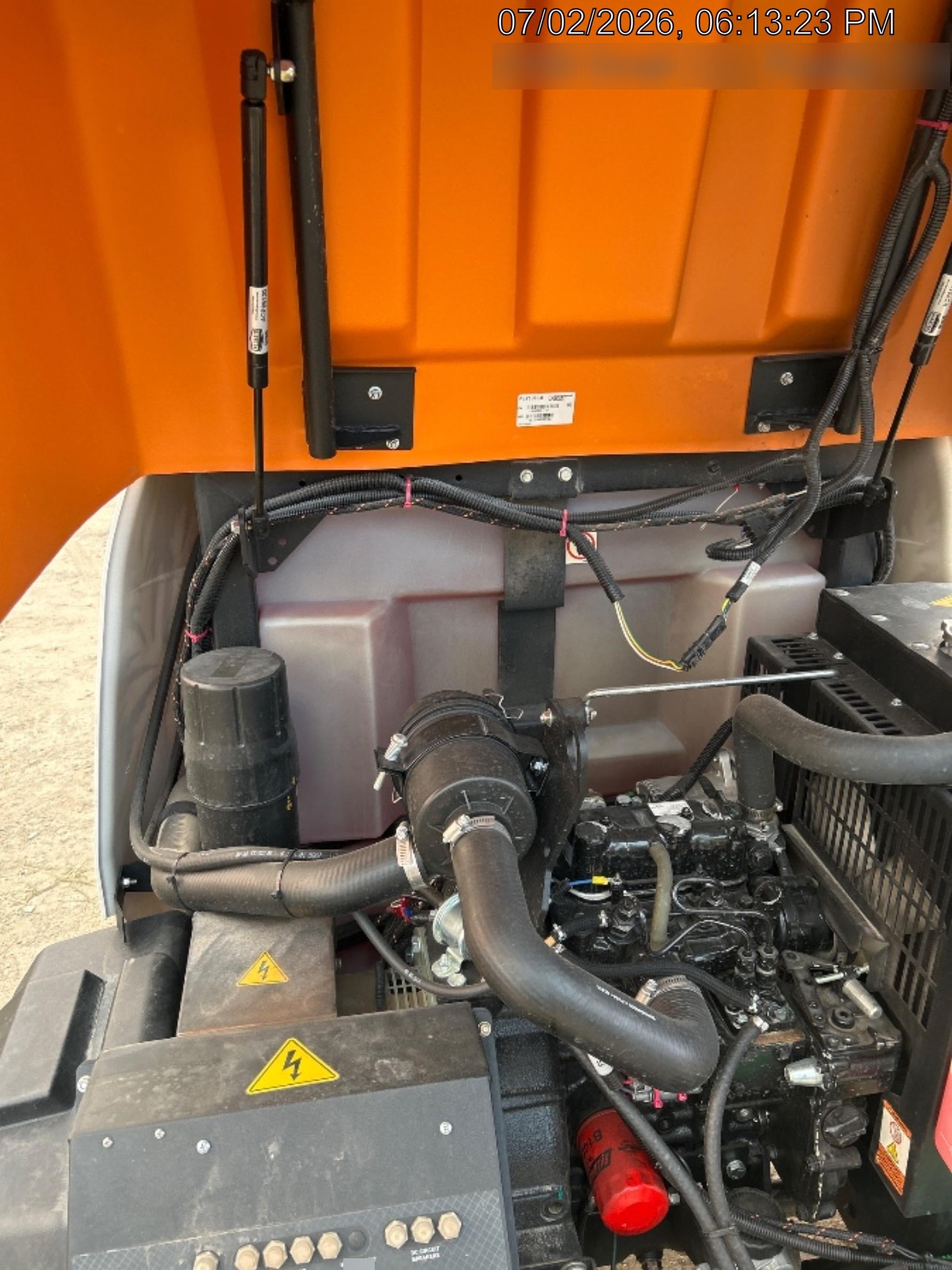 2023 Generac MLT2 Diesel, Flex Switch 120V Input, Powerzone Controller, 
(4) 320W LED Lights, 4kW Generator, 39.9 Gal Fuel Tank, 2" Ball, T3
