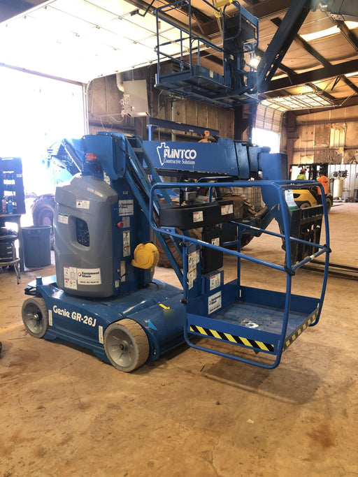 2020 GENIE GR-26J