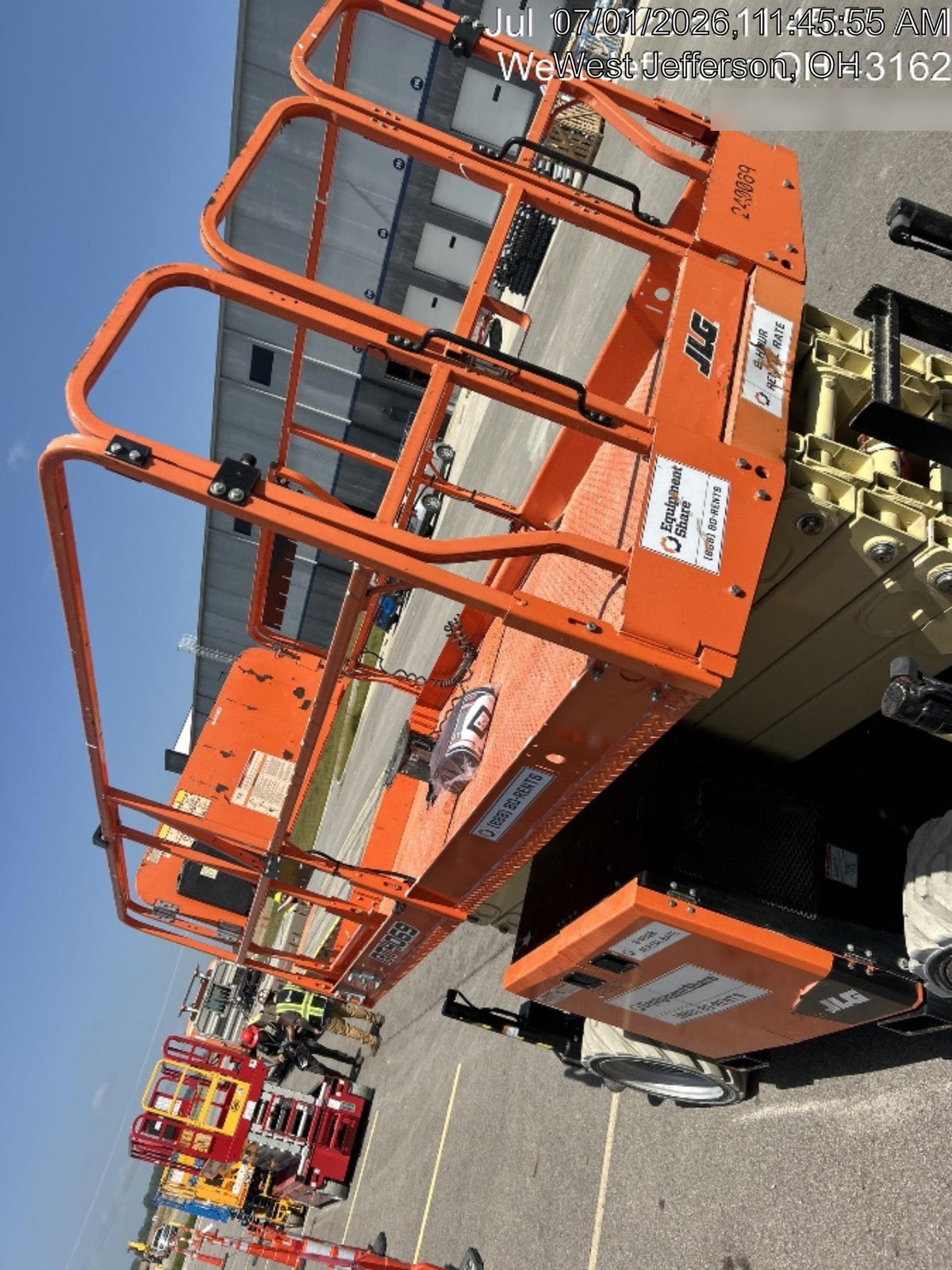 2022 JLG RT4069