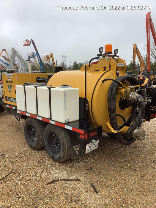 2021 Vac-Tron LP573XDT T4 Koehler Diesel Engine, 500 Gallon Debris Tank, x2 100 Gallon Water Tanks