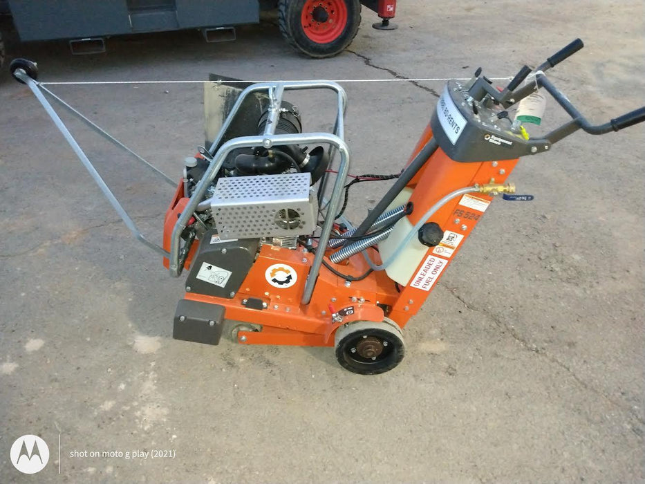 2021 HUSQVARNA FS 524