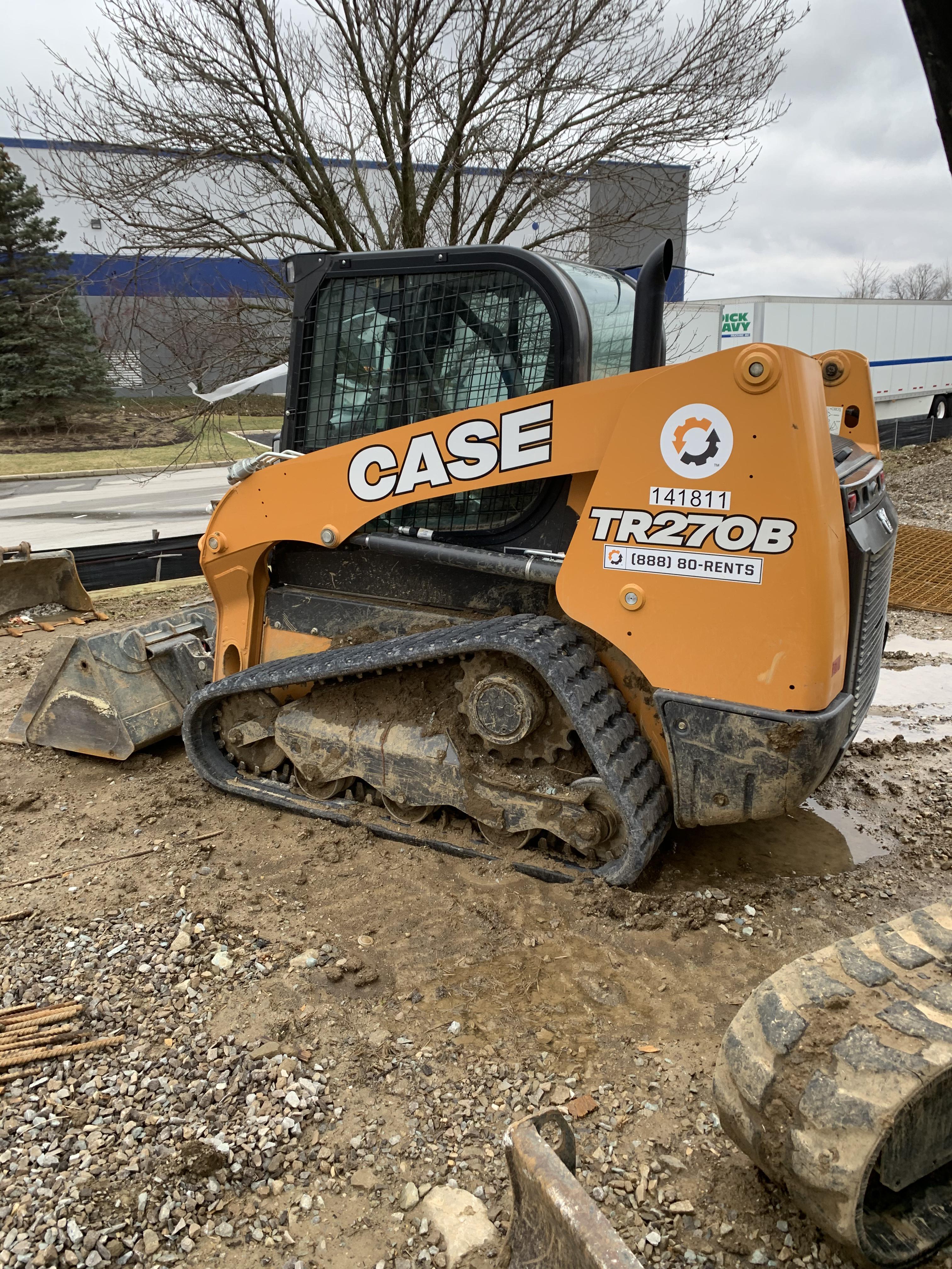 2021 CASE TR270B