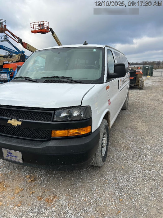 2023 CHEVROLET Express Van - Rental