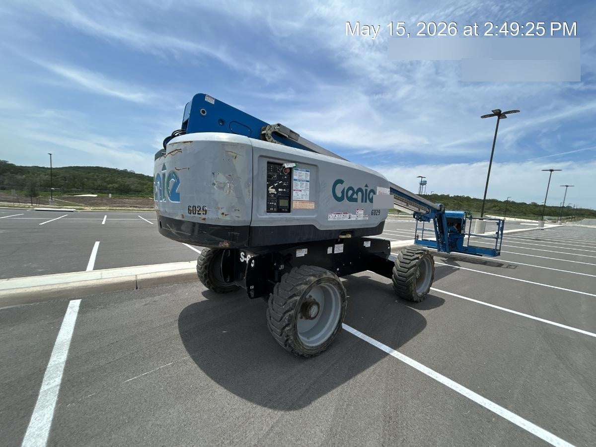 2017 GENIE S-65
