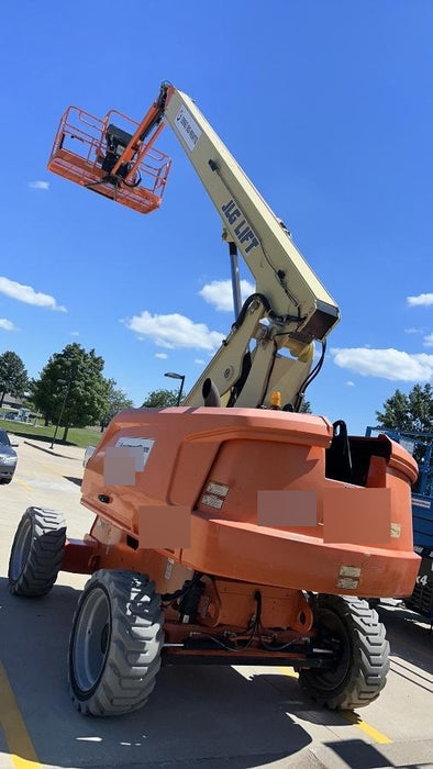 2019 JLG 660SJ