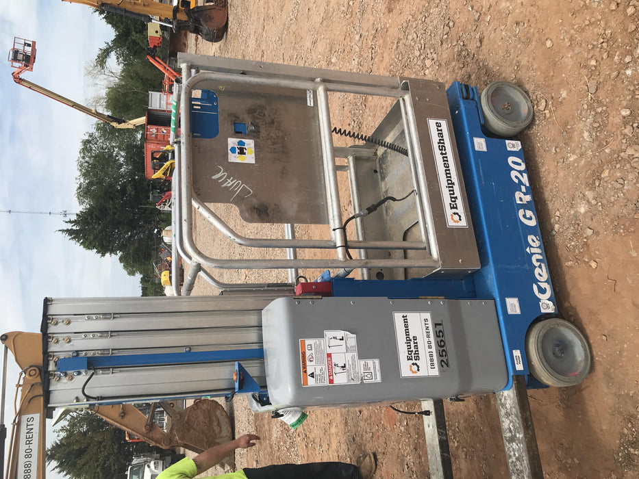 2019 GENIE GR-20