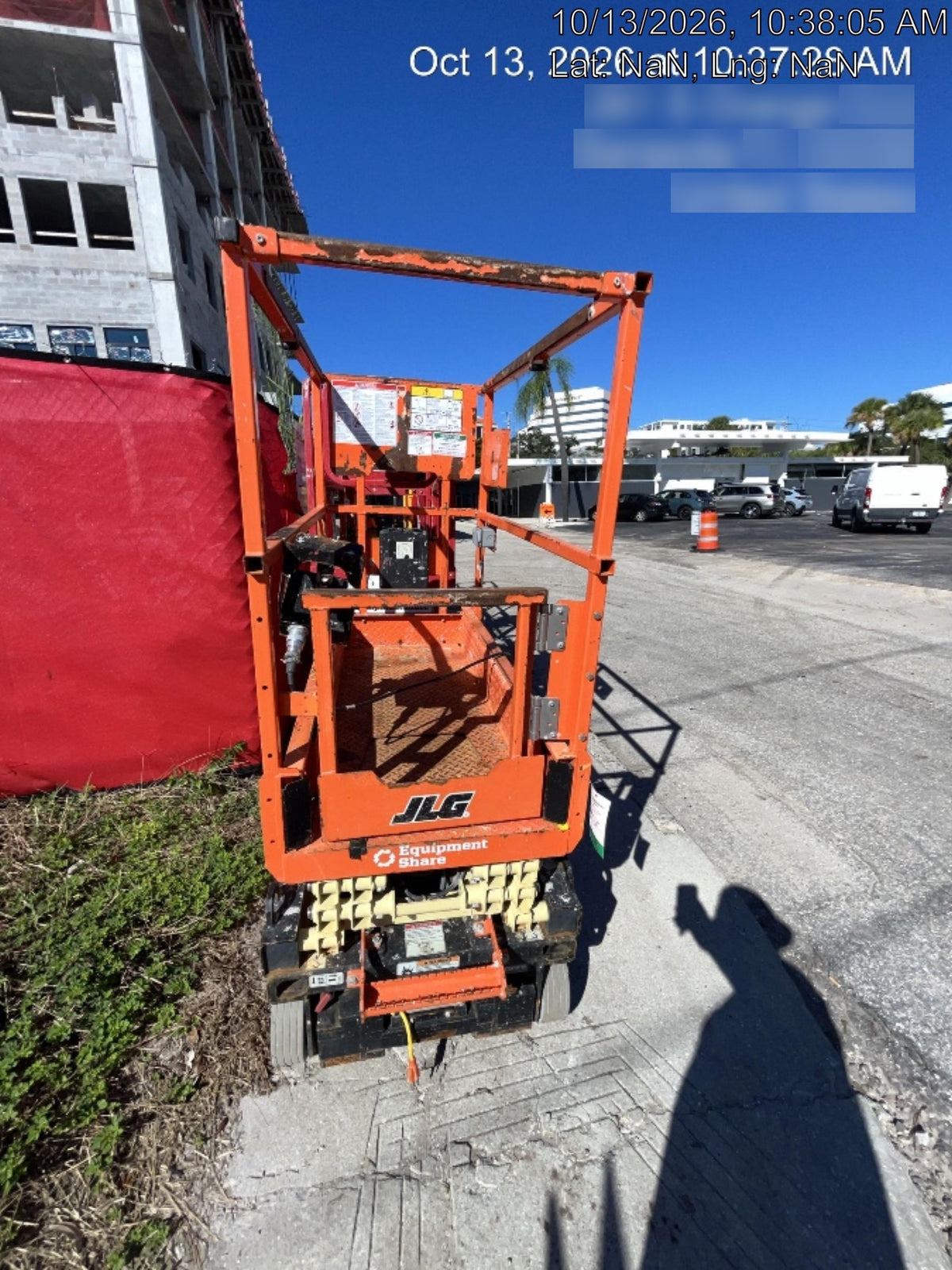 2022 JLG ES1330L