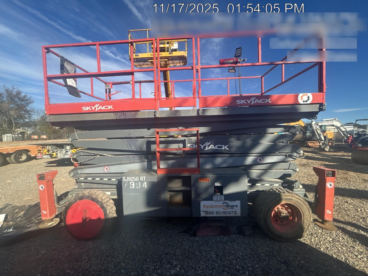 2018 SKYJACK SJ9250 RT