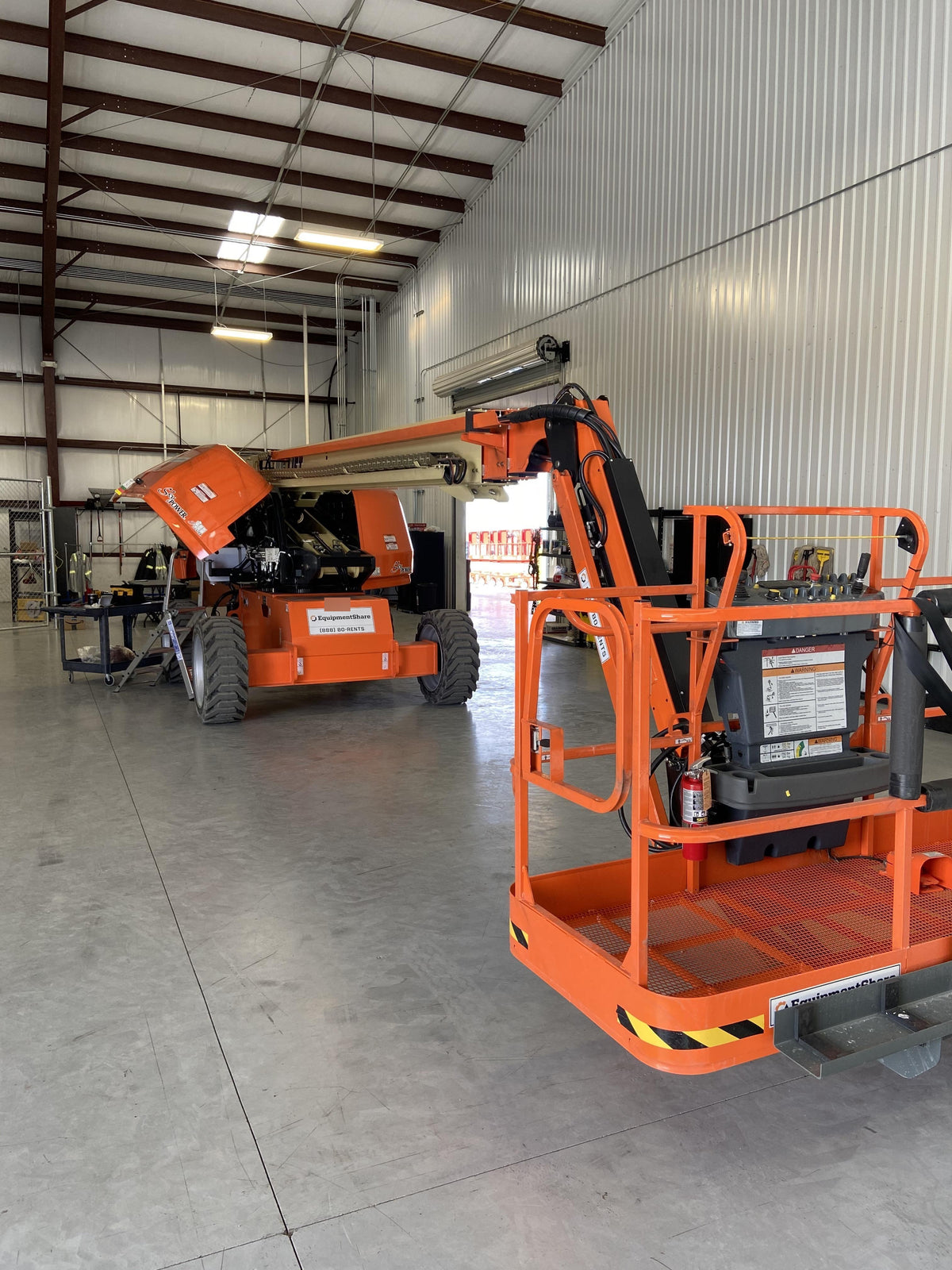 2020 JLG 660SJ