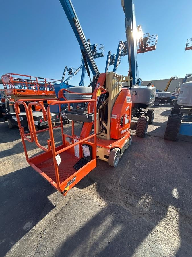 2022 JLG 26E